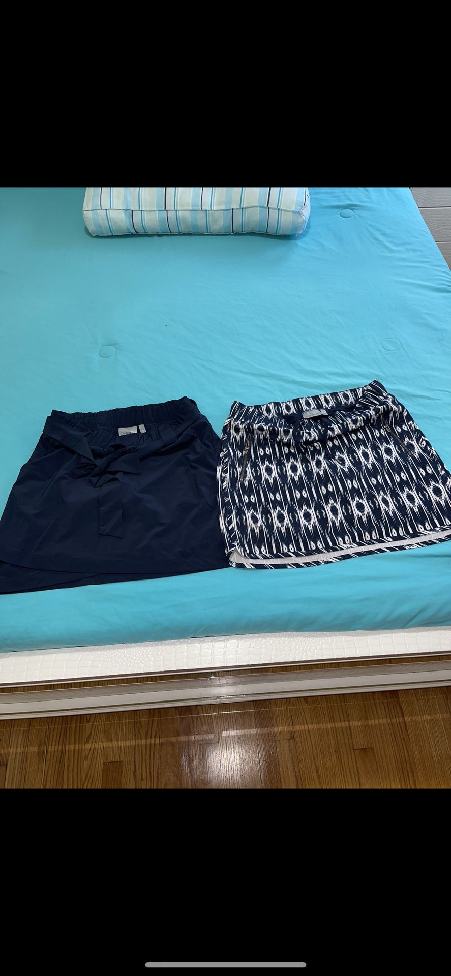 ATHLETA SKIRTS Sports whit Short 🩳 size Small , Perfect Conditions , Whit Pokets , 
