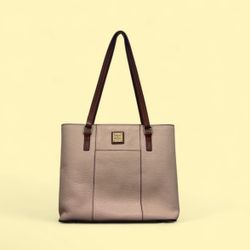 Dooney & Bourke