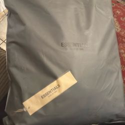 Essential Black Hoodie 