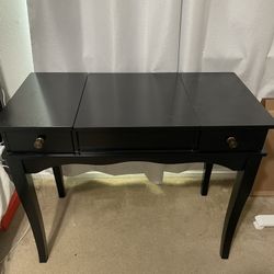 Black Vanity 