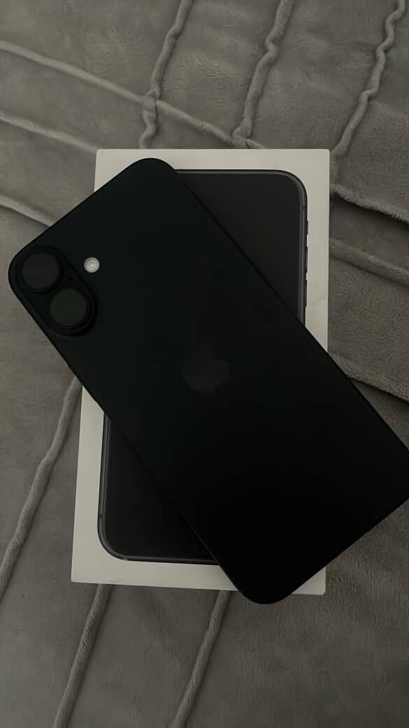 iPhone 16 Plus