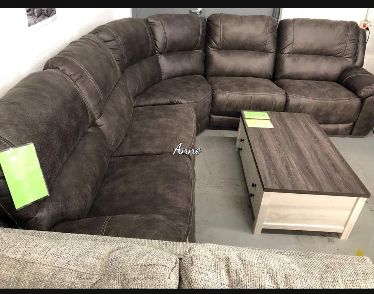 Modern Quarry 6 Pc Comfort Power Reclining Sectional With Adjustable Headrest ❇️ Signature By Ashley 💥 Brand New✅ Financing Options👍