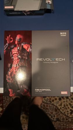 Revoltech Deadpool
