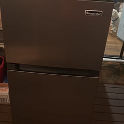 Magic Chef Fridge 