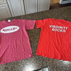 Men’s size medium T-shirts