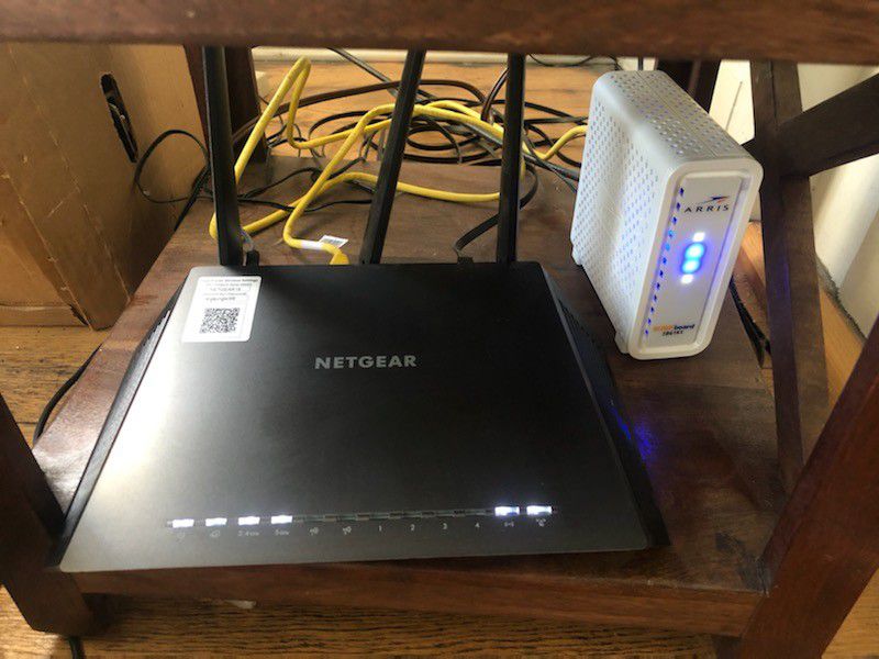 Netgear Nighthawk 5g wifi router + Arris modem