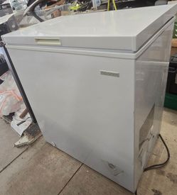 5 Cu Ft Chest Freezer