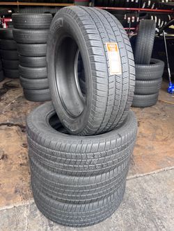 275/60R20 MICHELIN DEFENDER LTX full tires set