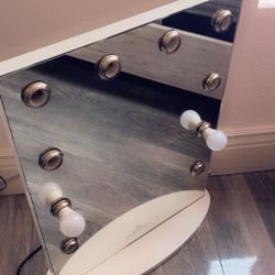 VANITY MIRROR 