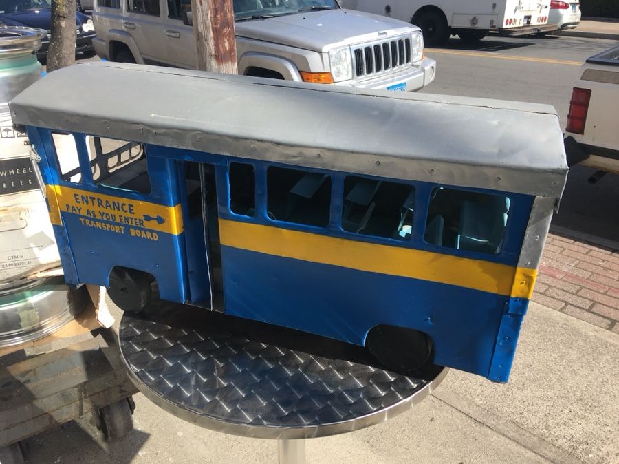 Bus