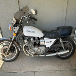Suzuki 750