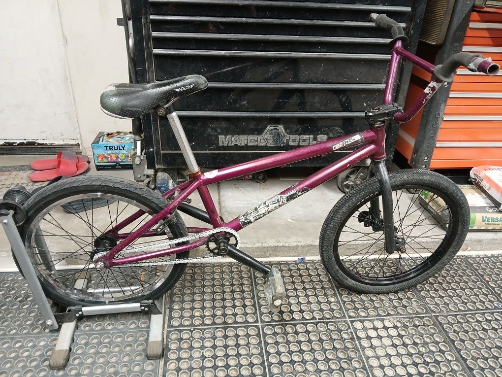 STLN Stereo Brand Custom BMX Bike