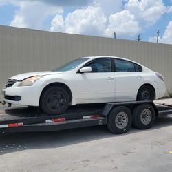 Nissan Altima For Parts 