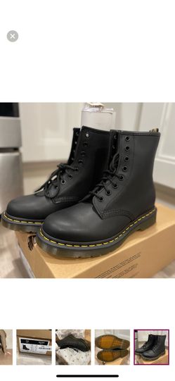 SIZE 6 DR. MARTENS 
