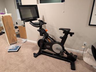 NordicTrack Commercial S22i Studio Cycle