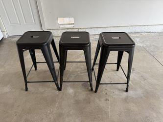 Black Bar Stools 