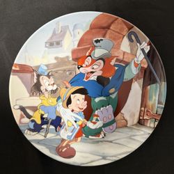 Disney Pinocchio Knowles Vintage Plate