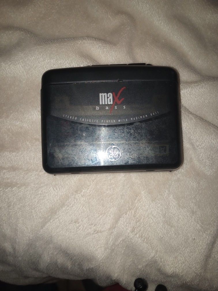 Vintage Max bass Cassette Player