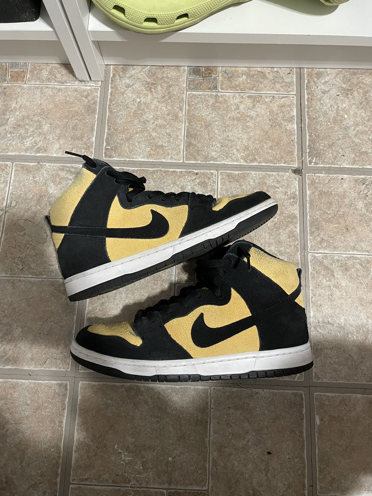 used dunks size 9