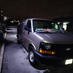 2004  Chevrolet Express 3500 