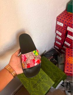 Gucci slide, size 7, 10, 11