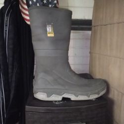 Duck Boots Size 12