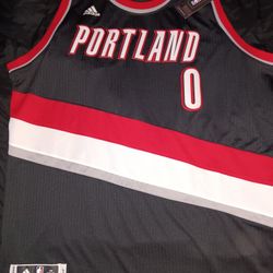 Damian Lillard Adidas Jersey (2XL)