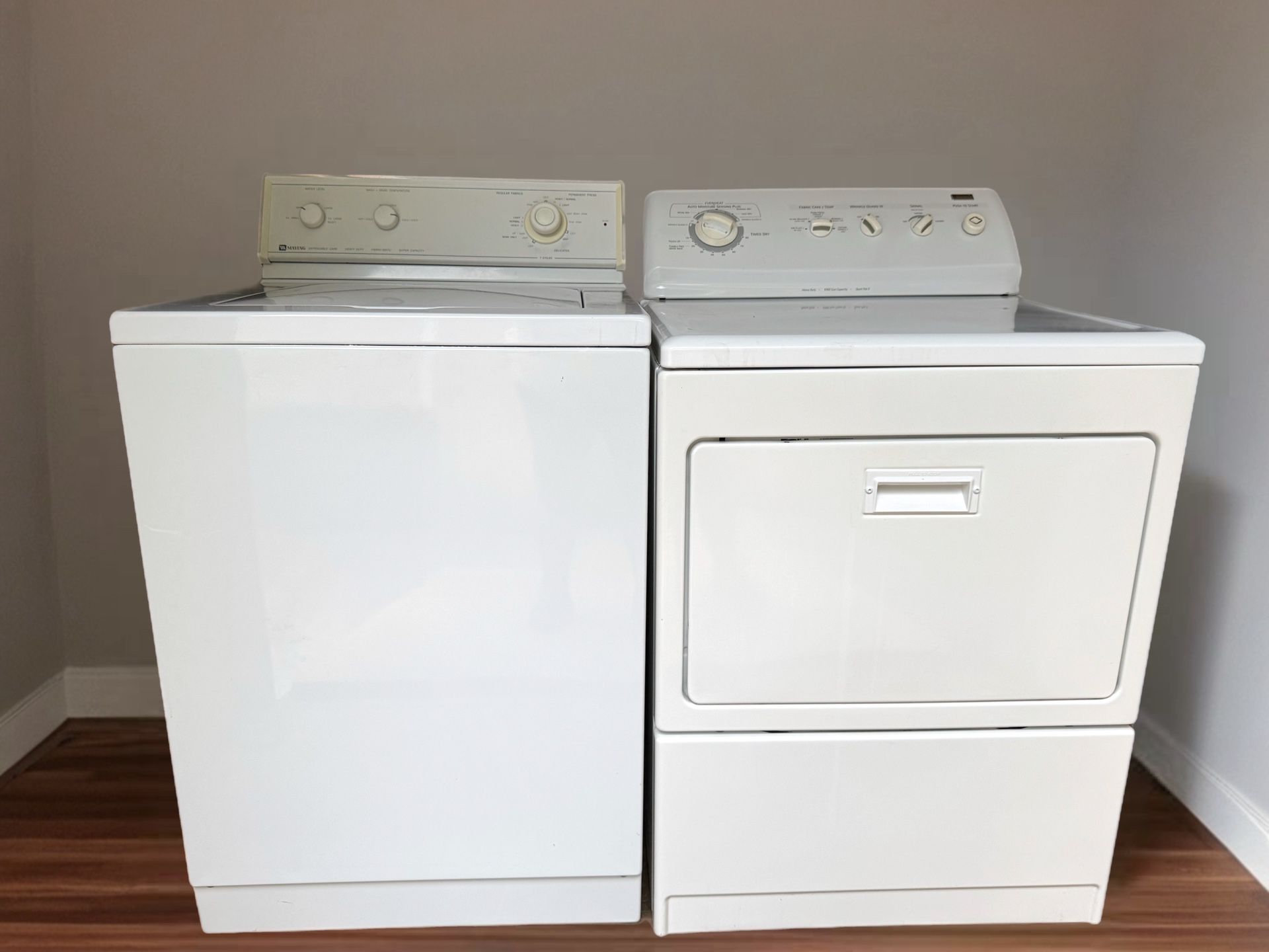 Maytag Top Load Washer & Kenmore Elite Heavy Duty King Size Capacity Quiet Pak II Dryer