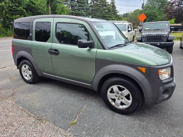 2004 Honda Element