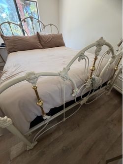 Vintage Elliott’s Design White Enameled Iron and Brass Queen Size Bed Frame - headboard, footboard and rails