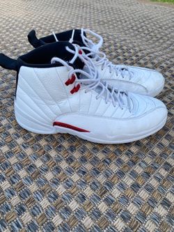 Men’s shoes size 12