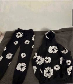 Denim tear fit