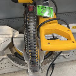 Dewalt Circular Saw