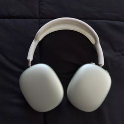 Apple AirPods Max Wireless Over Ear Headset