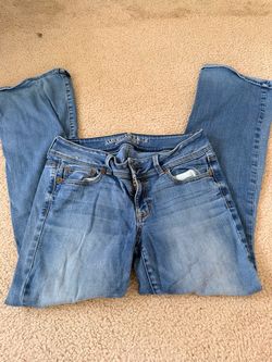 American Eagle Light Wash Jeans