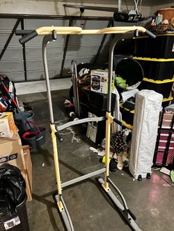 Adjustable pull-up, dip and push-up bar