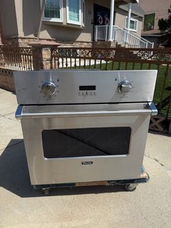 Viking Professional 30” Stainless Steel Built-In Electric Wall Oven