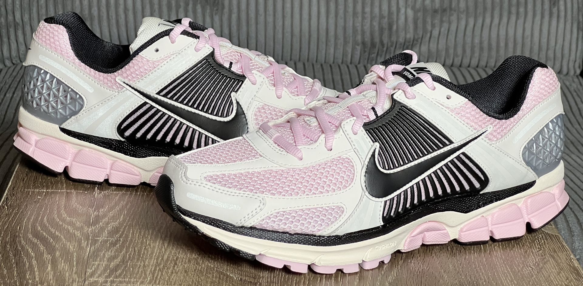 Nike Zoom Vomero 5 Pink Foam Sneakers | Men’s Size 11 | FB9149-600 (2025) NEW