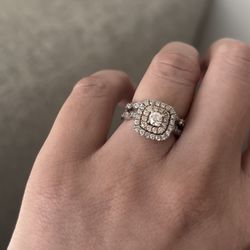 Women’s 14k Wedding Band Set (5.5 Size)