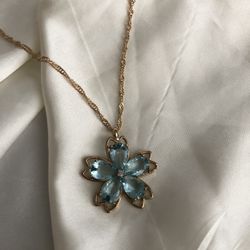 Cristal Flower Necklace