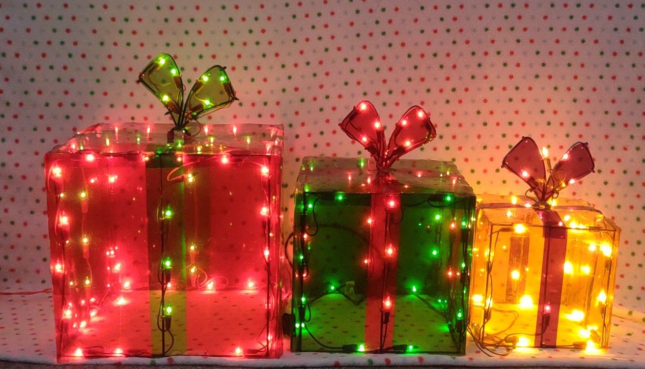Christmas Gel 3 D Set of Light Up Present Gift Boxes