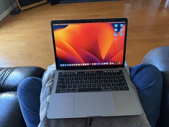 Macbook Pro 13'' (2017)