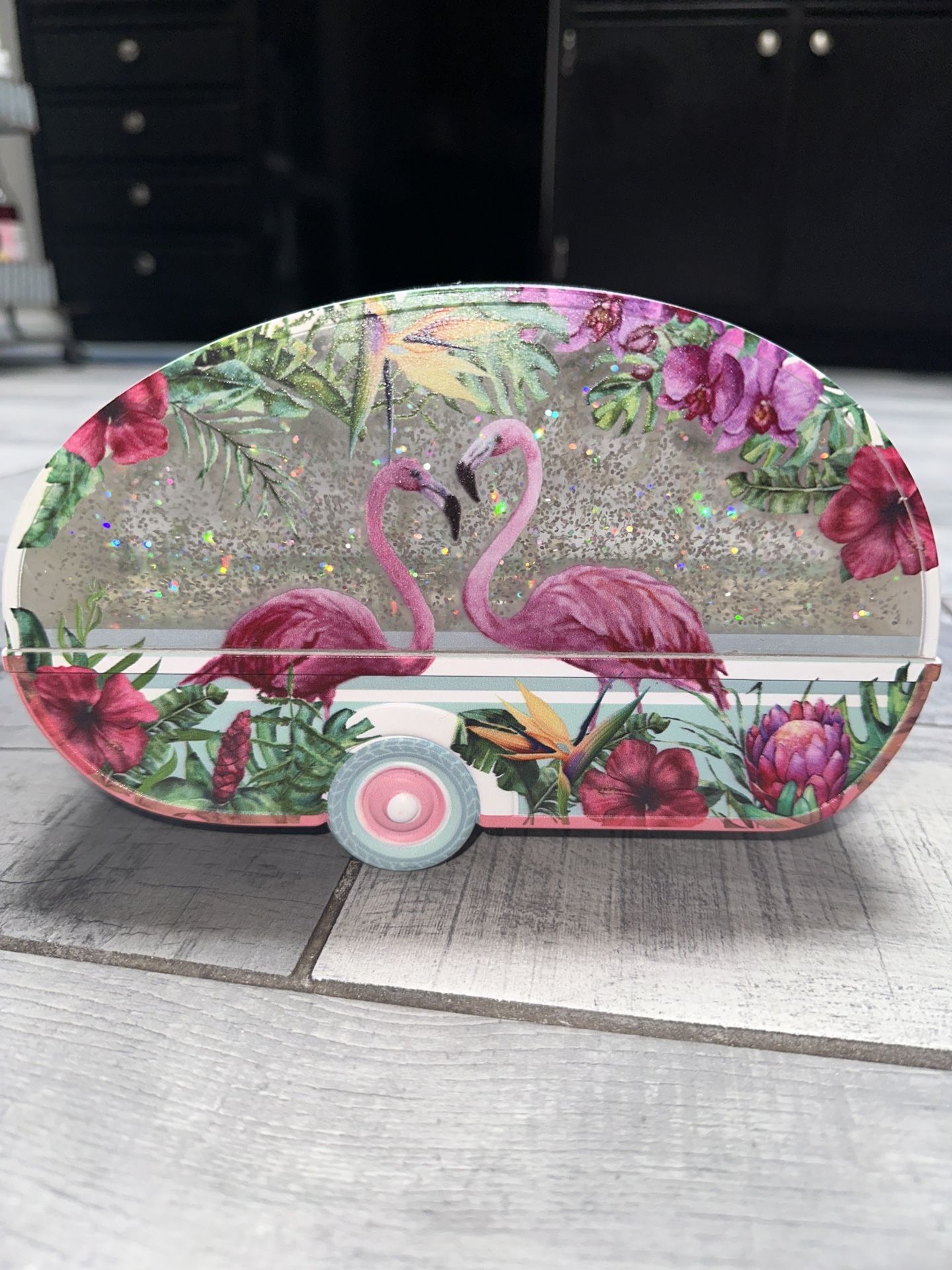 Flamingo Tropical Glitter Light Up Crystal Water Snow Globe Trailer Night Light