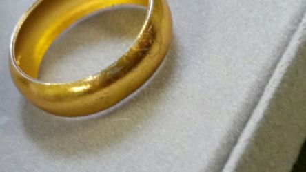 Avon Ring size3 1/2...