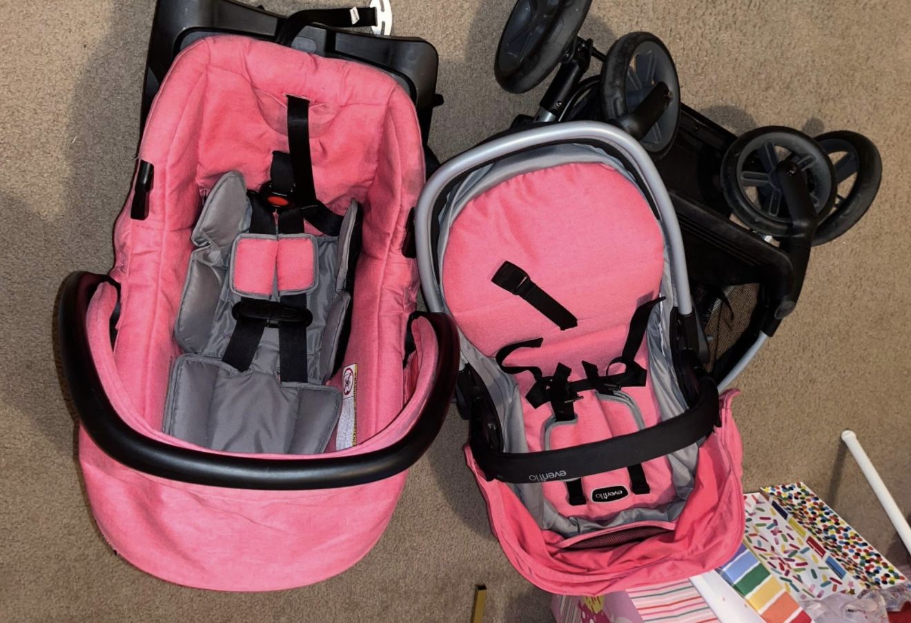 Evenflo Car seat 3 In 1!
