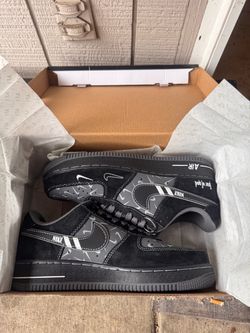 Nike Force 1 Essential Sneakers
