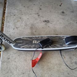 Scooter (Almost New)