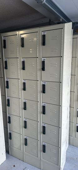 Lyon brand storage lockers with electric locks