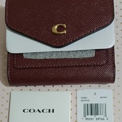 ♡COACH Wyn Small Wallet♡