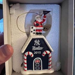 Danbury Mint 2015 New York Yankees Ornament 
